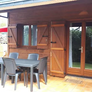Sous Les Pins Hébergement de vacances